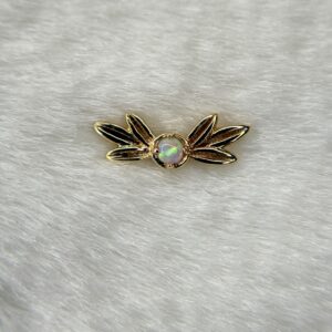 White Opal Leafs