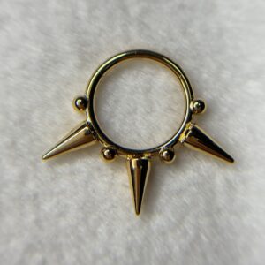 Clicker with spikes